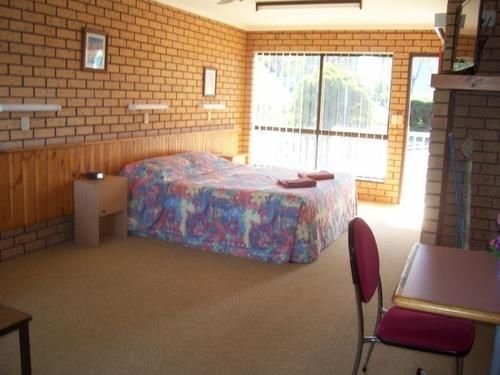 Bayview Motor 3* Eden