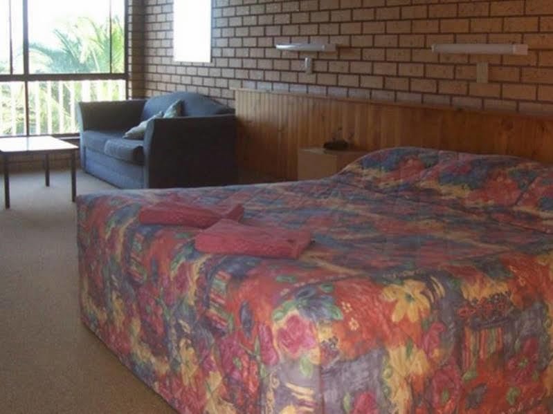 Bayview Motor Motel 3*